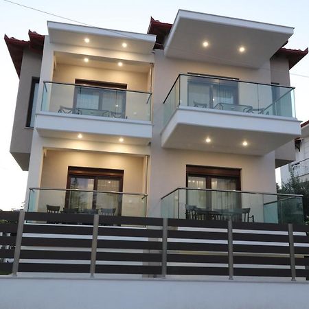 Sunshine Rooms And Suites เนอาวรัสนา ภายนอก รูปภาพ