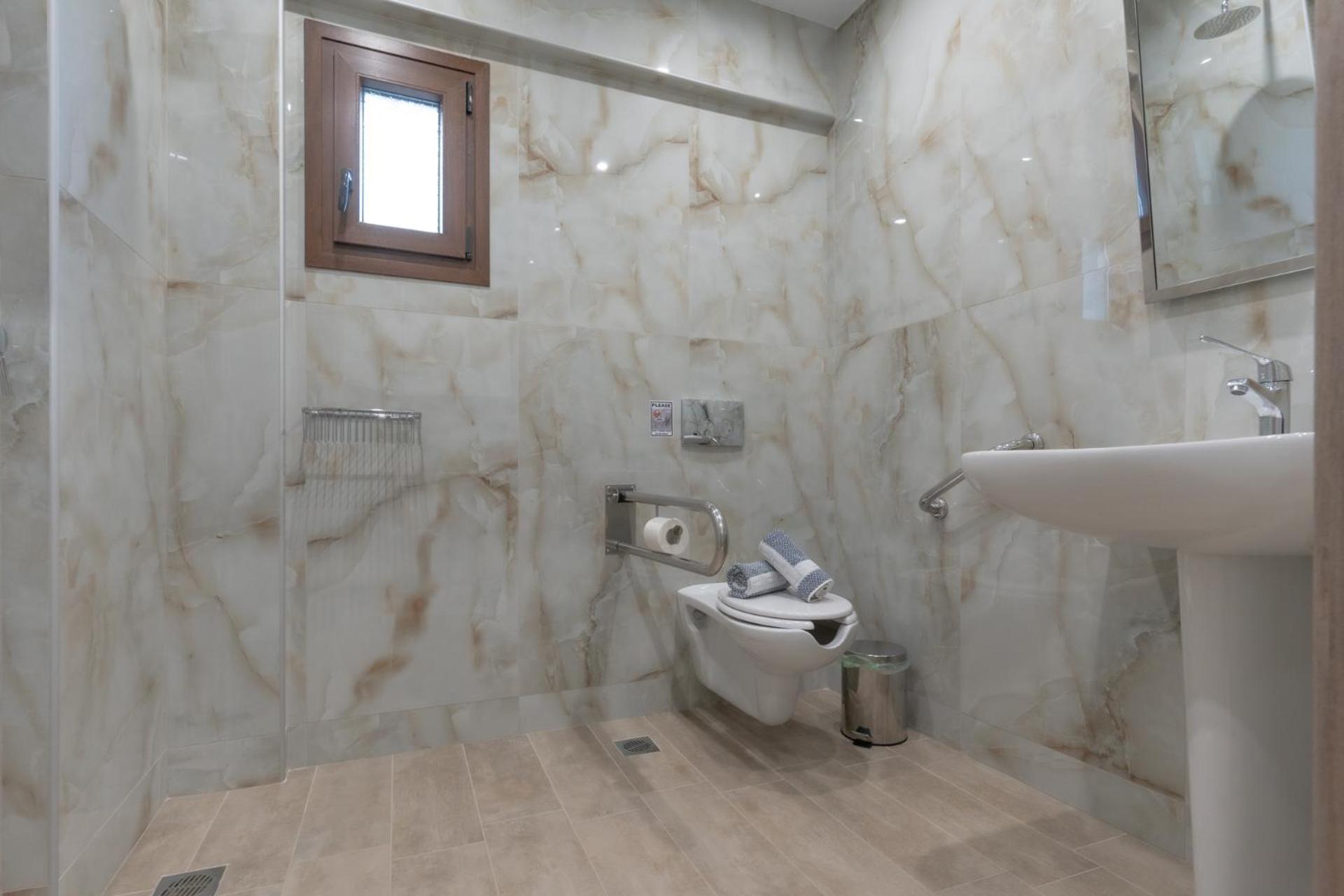 Sunshine Rooms And Suites เนอาวรัสนา ภายนอก รูปภาพ