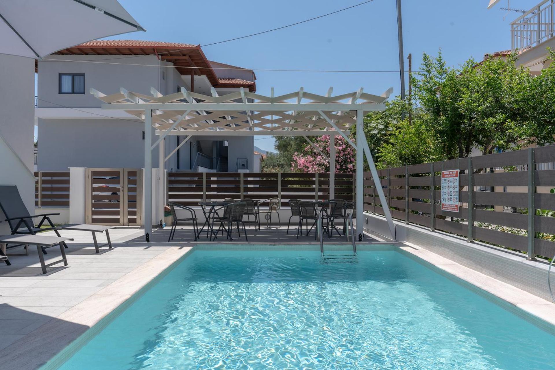 Sunshine Rooms And Suites เนอาวรัสนา ภายนอก รูปภาพ